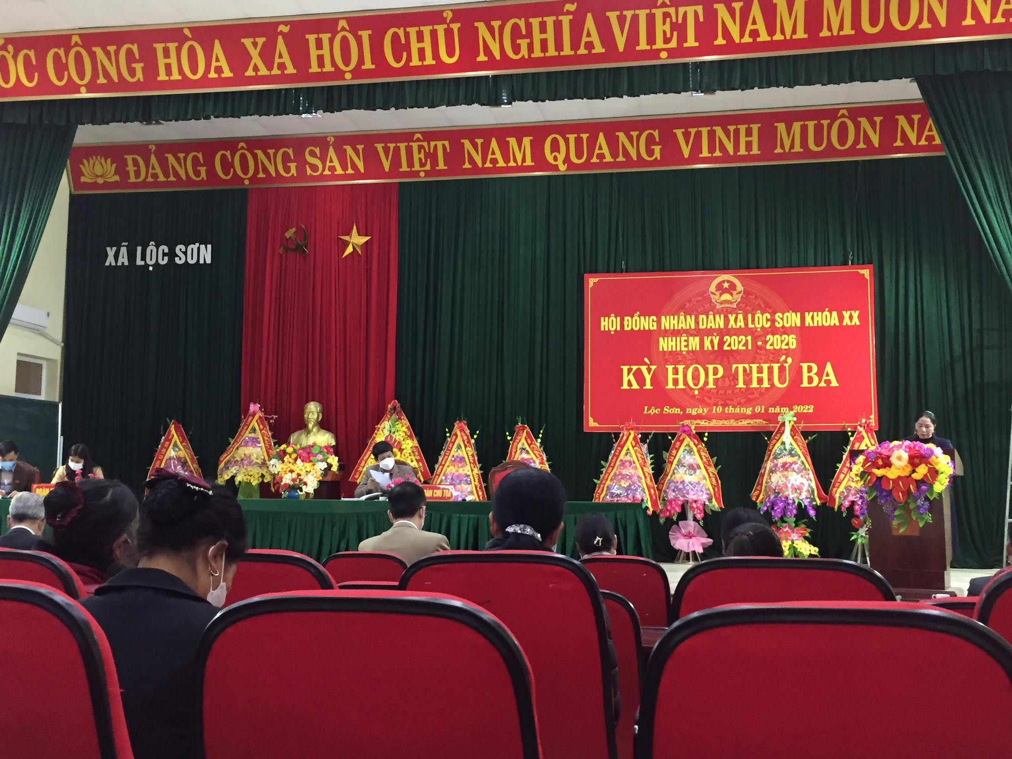 Ngày 10/ 01/ 2022, HĐND xã Lộc Sơn khóa XX, nhiệm kỳ 2021- 2026 tổ chức kỳ họp thứ 3.